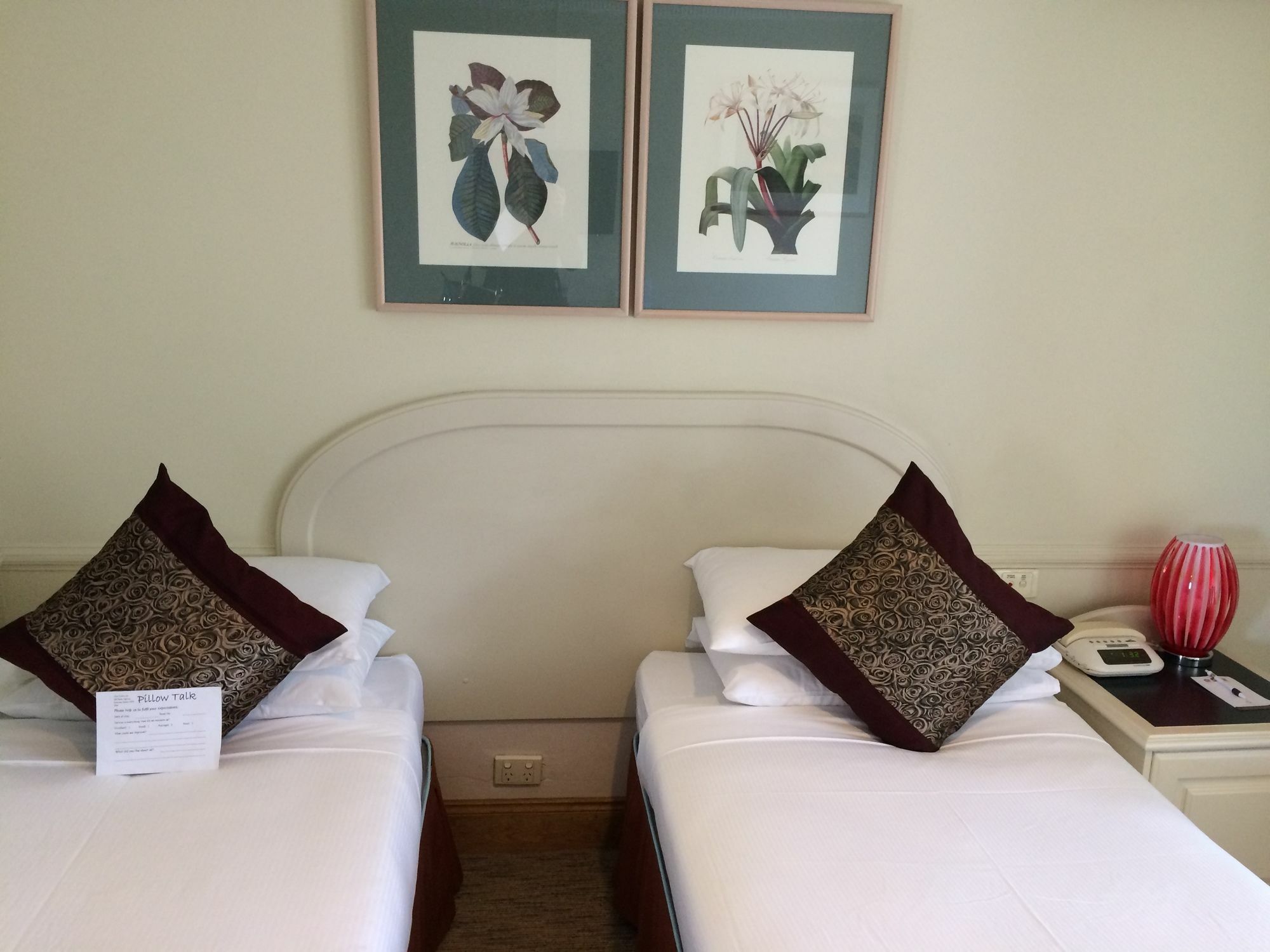 Twin Towers Inn Sydney Esterno foto